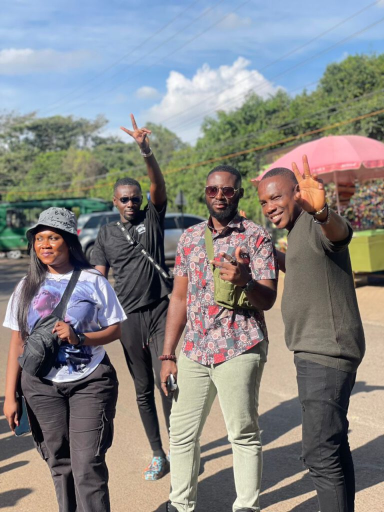 WhatsApp Image 2025-11-16 at 00.16.16 (2)